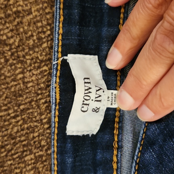 Crown & Ivy Jeans - Picture 9 of 10